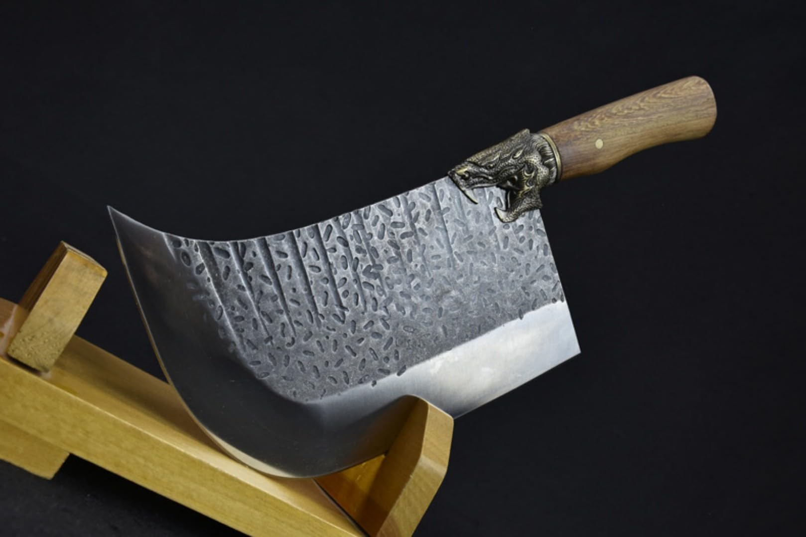 Amazon.co.jp: プロ仕様 大型 中華包丁（骨切り包丁） 刃渡り21cm 重量